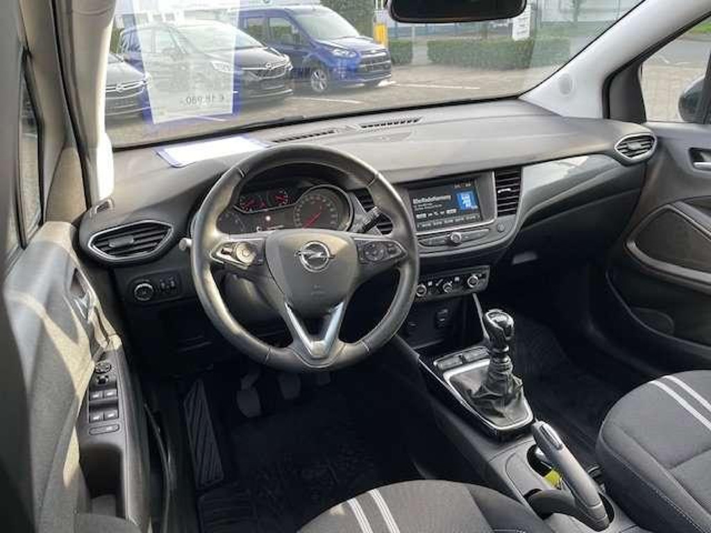Opel Crossland X