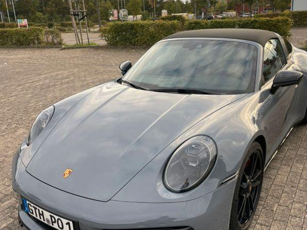 Porsche 911 GTS Targa Cabrio 4x4 4