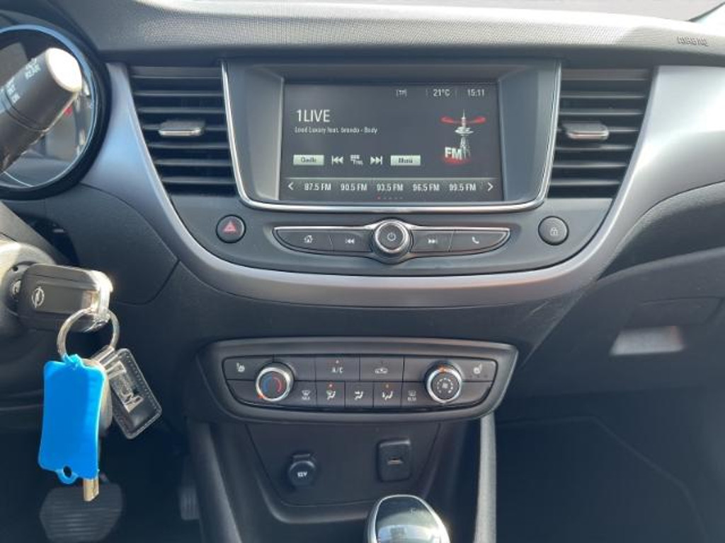 Opel Crossland X