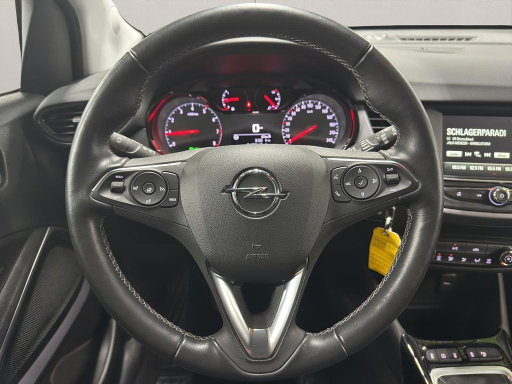 Opel Crossland X
