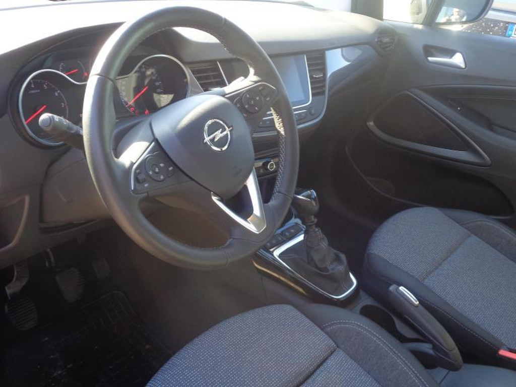 Opel Crossland X