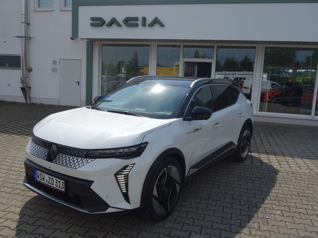 Renault Scenic E-Tech Iconic