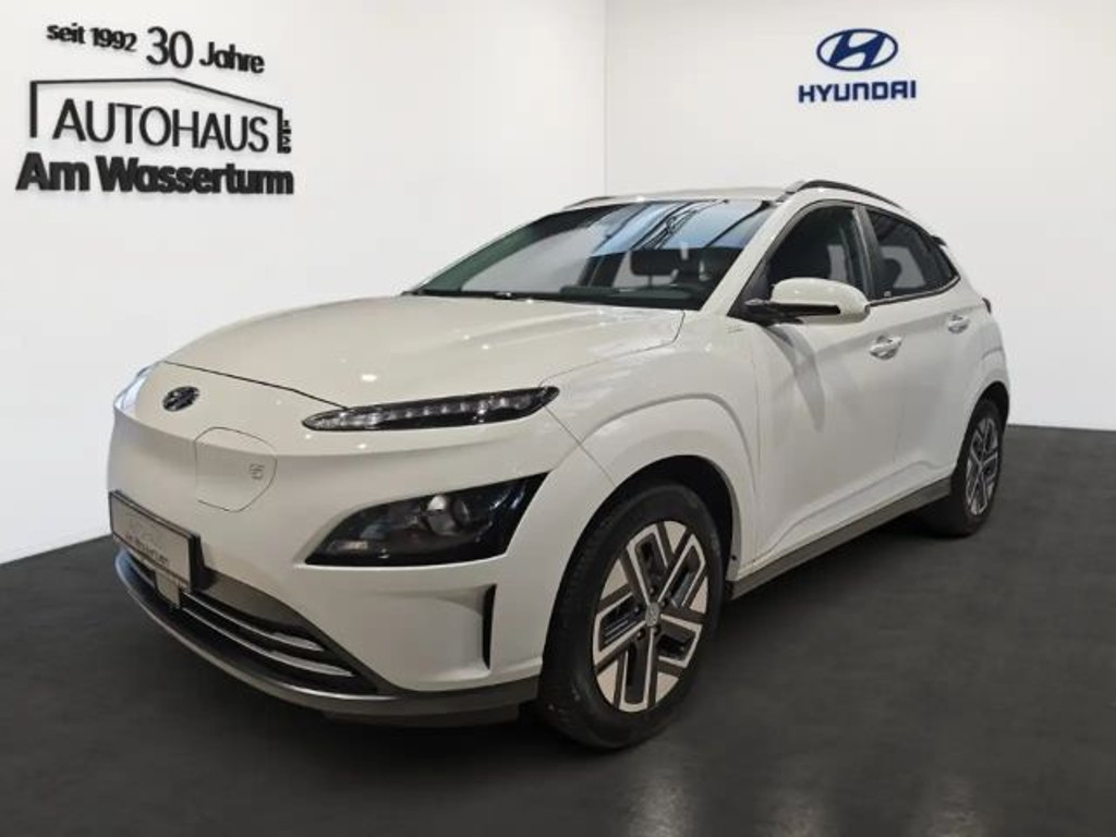 Hyundai Kona Select 2WD