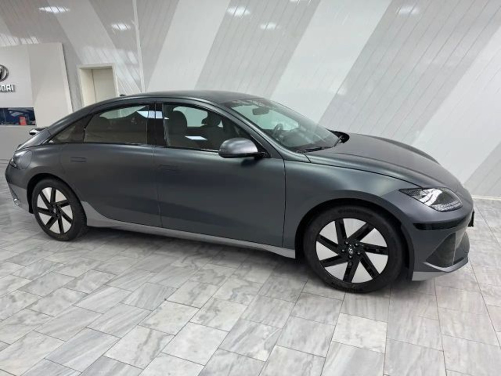 Hyundai IONIQ 6 53 kWh 53kWh Dynamiq