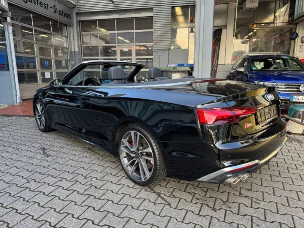Audi S5