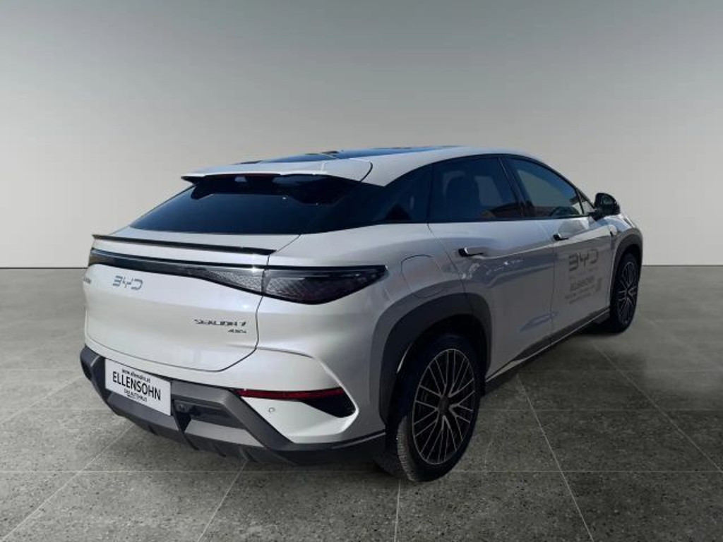 BYD Sealion 7
