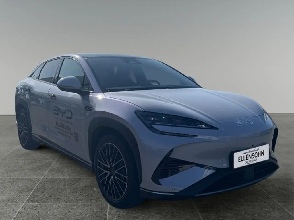 BYD Sealion 7