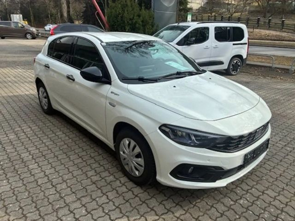 Fiat Tipo CityCross Turbo Sport