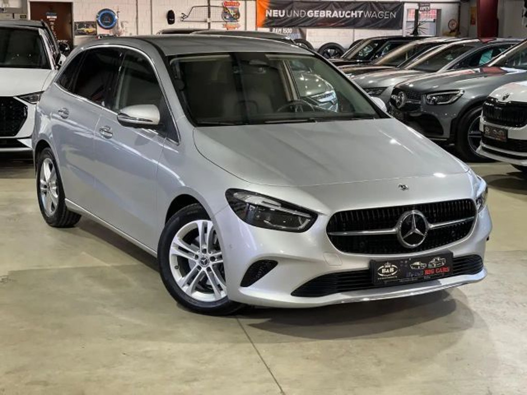Mercedes-Benz B-Klasse B 200 B 200 d