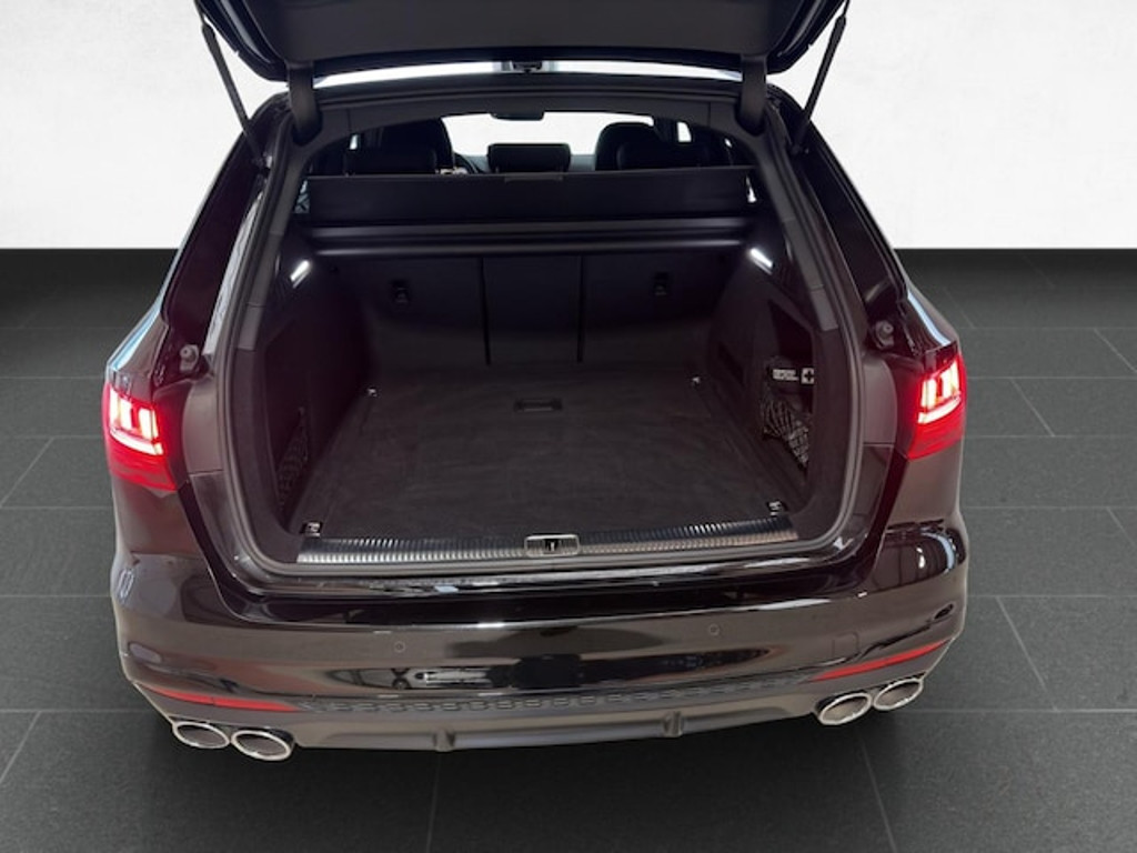 Audi S4 Avant Quattro