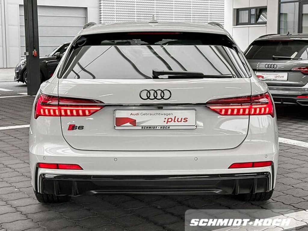 Audi S6