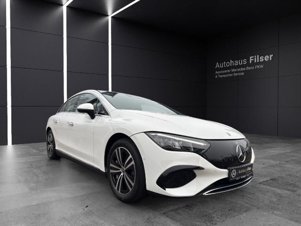 Mercedes-Benz E-Klasse EQE 300 Sedan