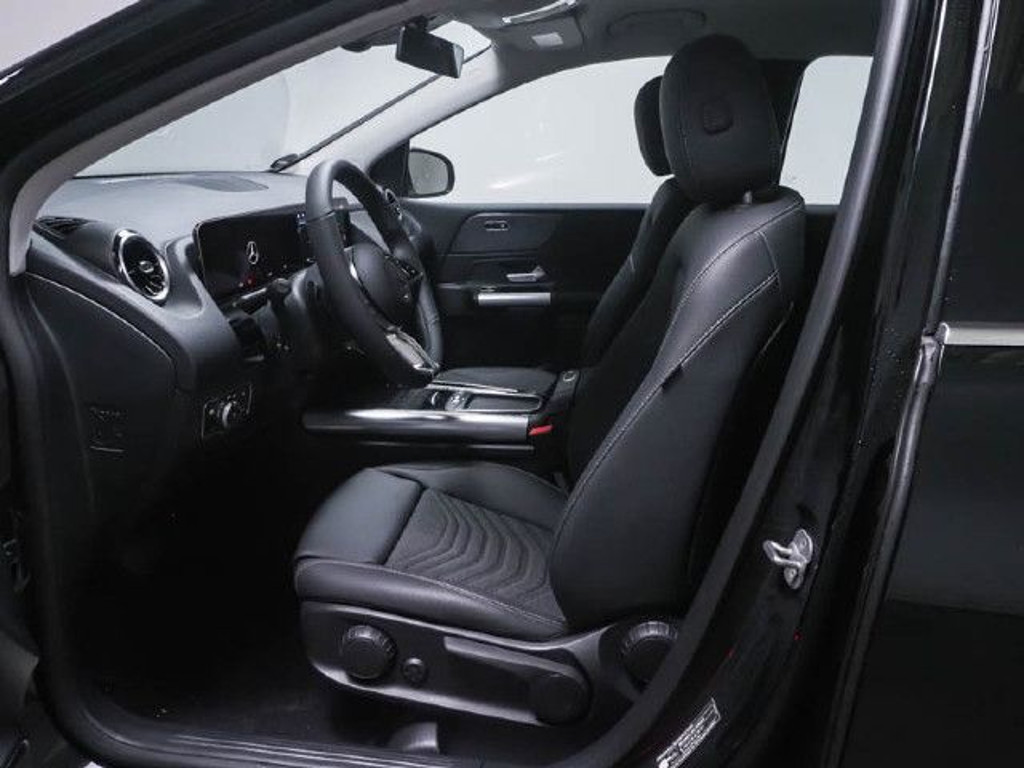 Mercedes-Benz B-Klasse B 200 Sedan