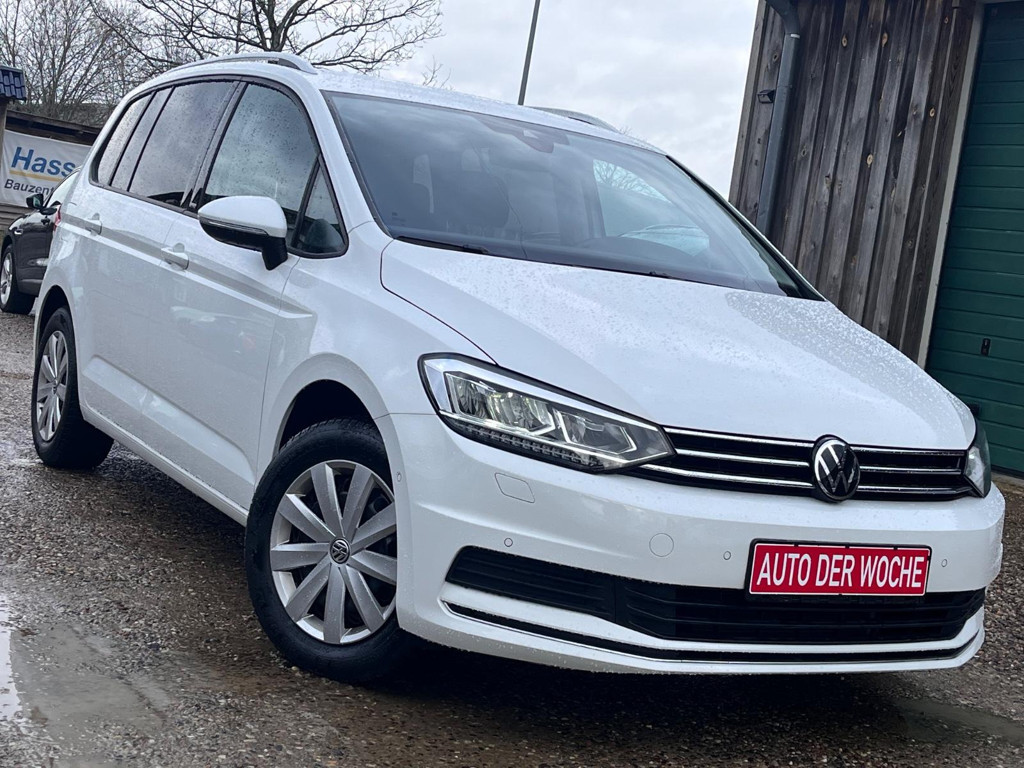 Volkswagen Touran Active NAVI R-KAMERA SHZ ACC SPUASS AHK