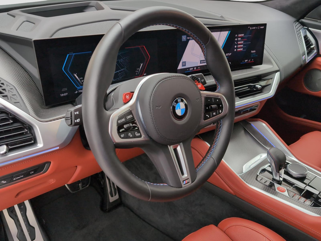 BMW XM