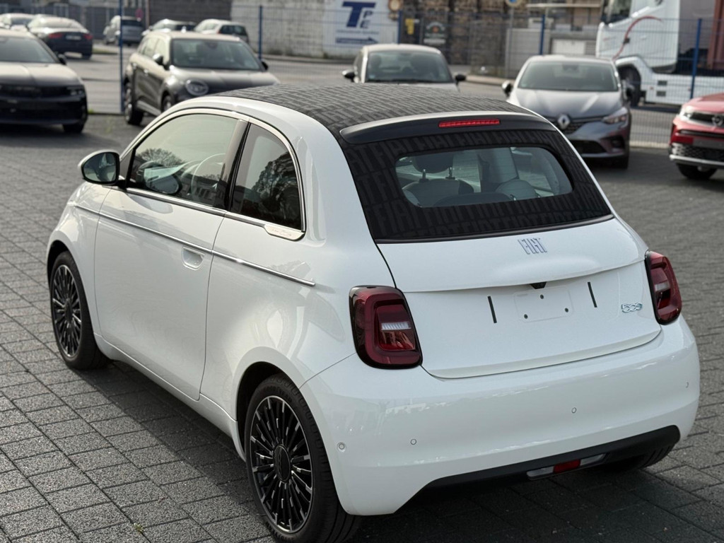 Fiat 500e