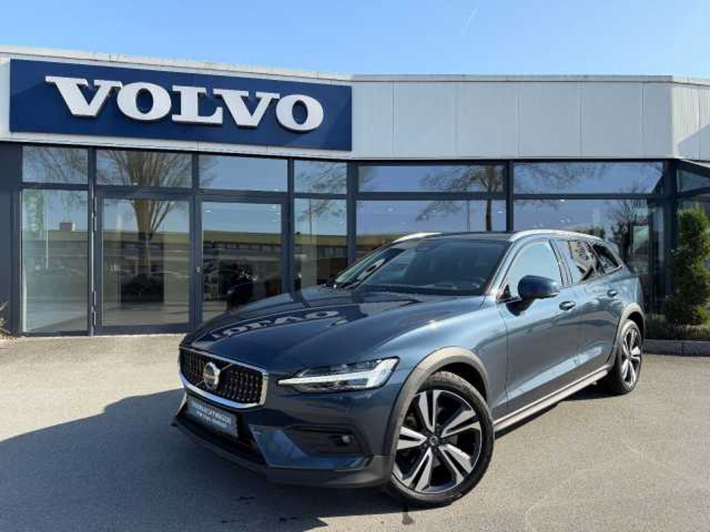 Volvo V60 Cross Country AWD