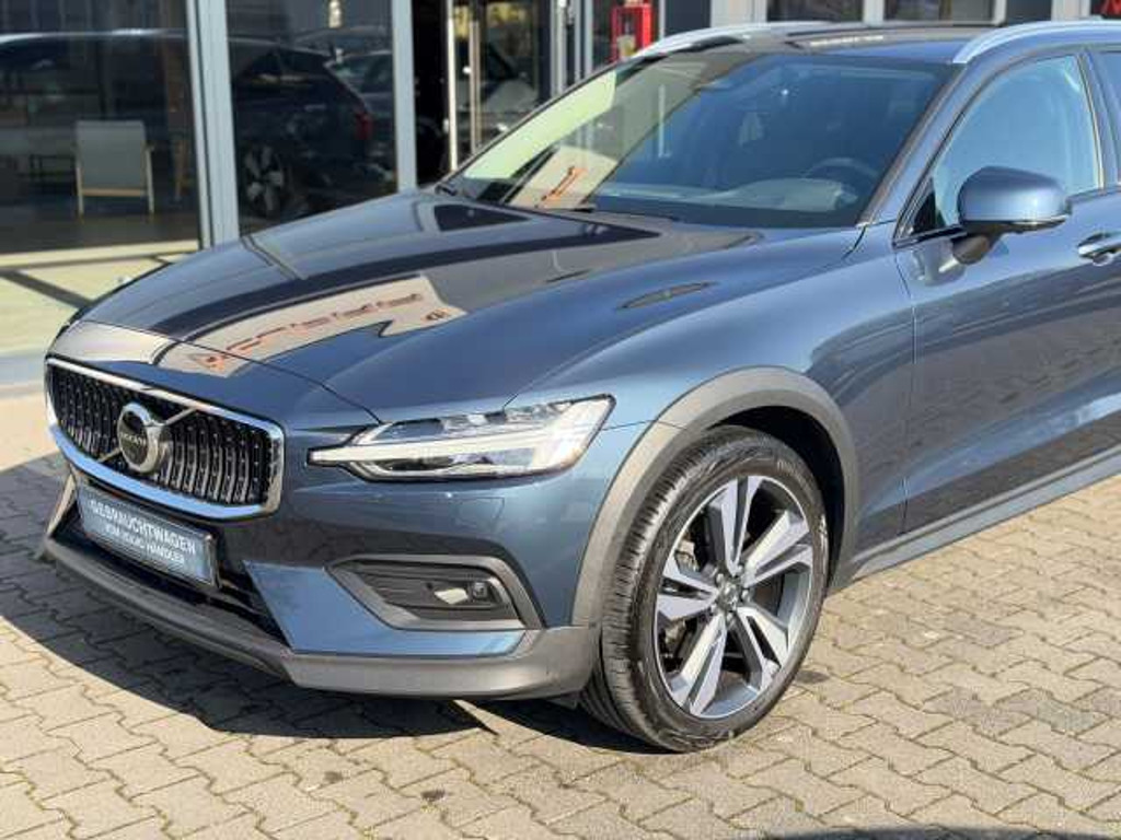 Volvo V60 Cross Country