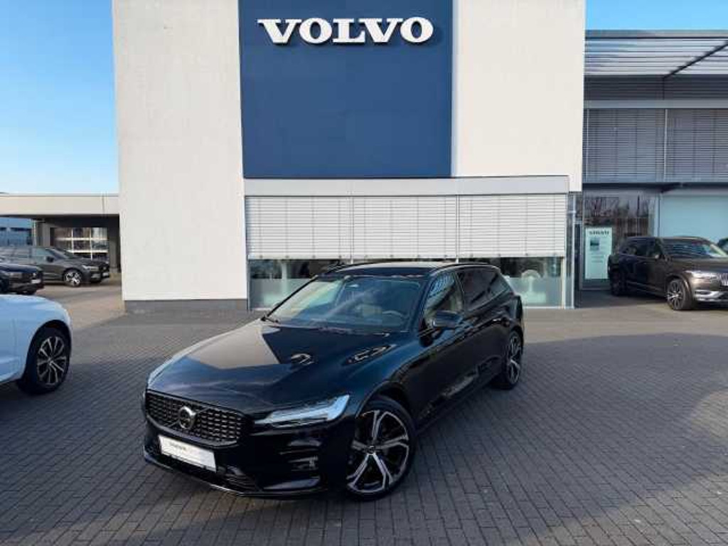 Volvo V60 Plus Dark
