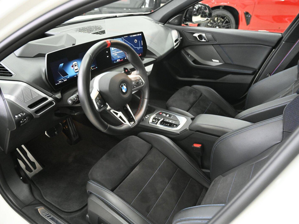 BMW M135i
