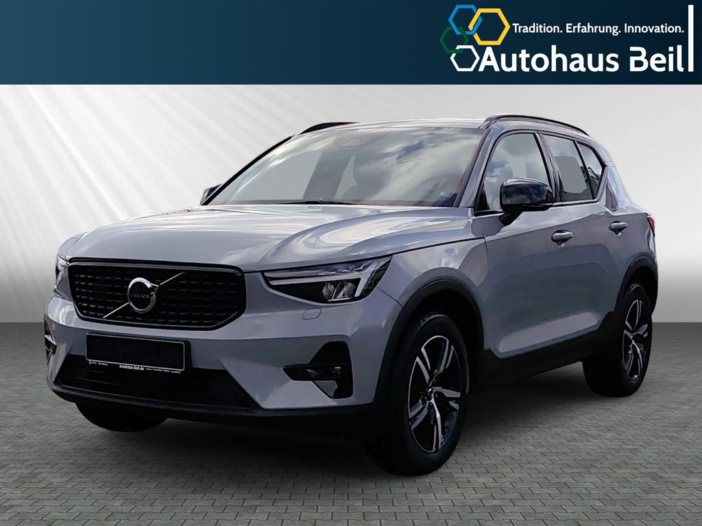 Volvo XC40 Plus Dark