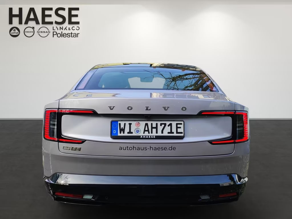 Volvo ES90