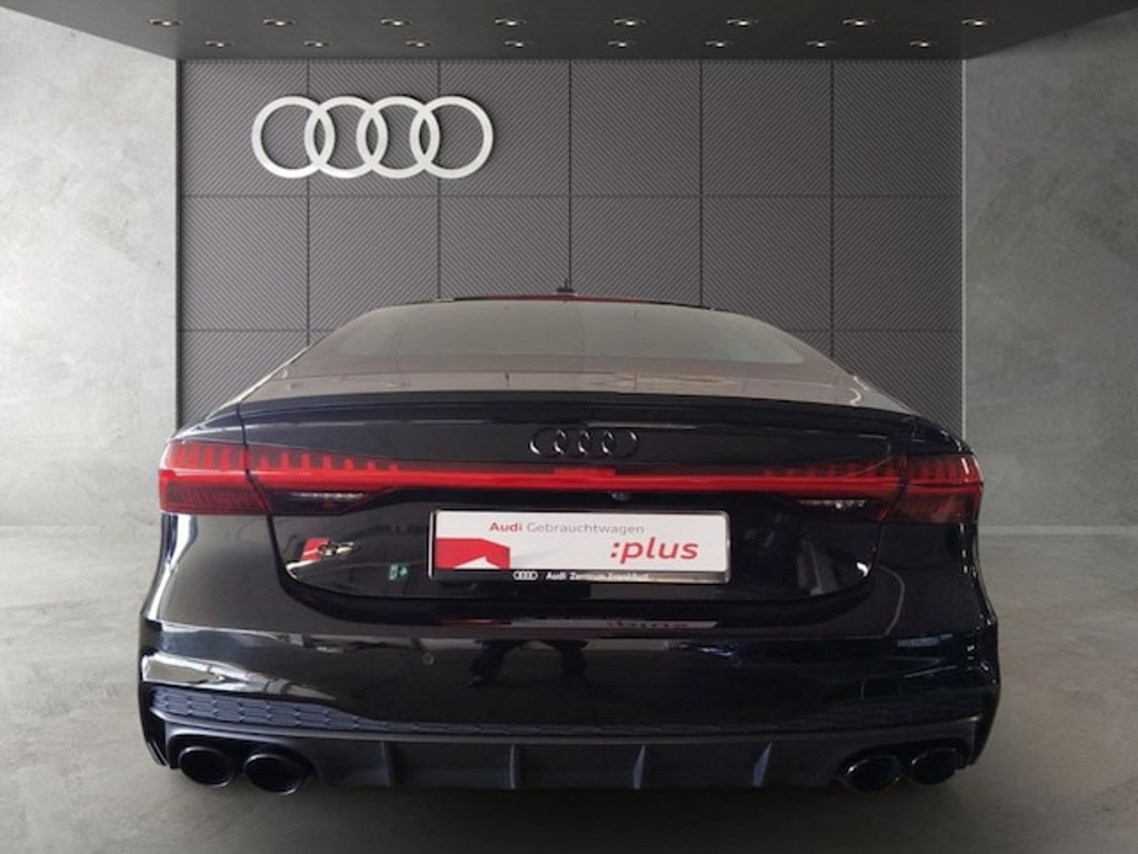 Audi S7
