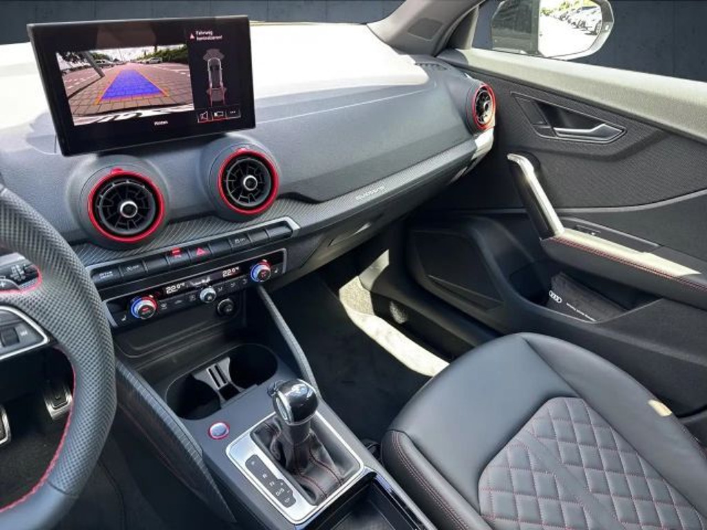 Audi SQ2