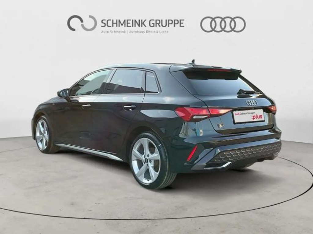 Audi A3 Sedan S-Line S-Tronic 35 TFSI