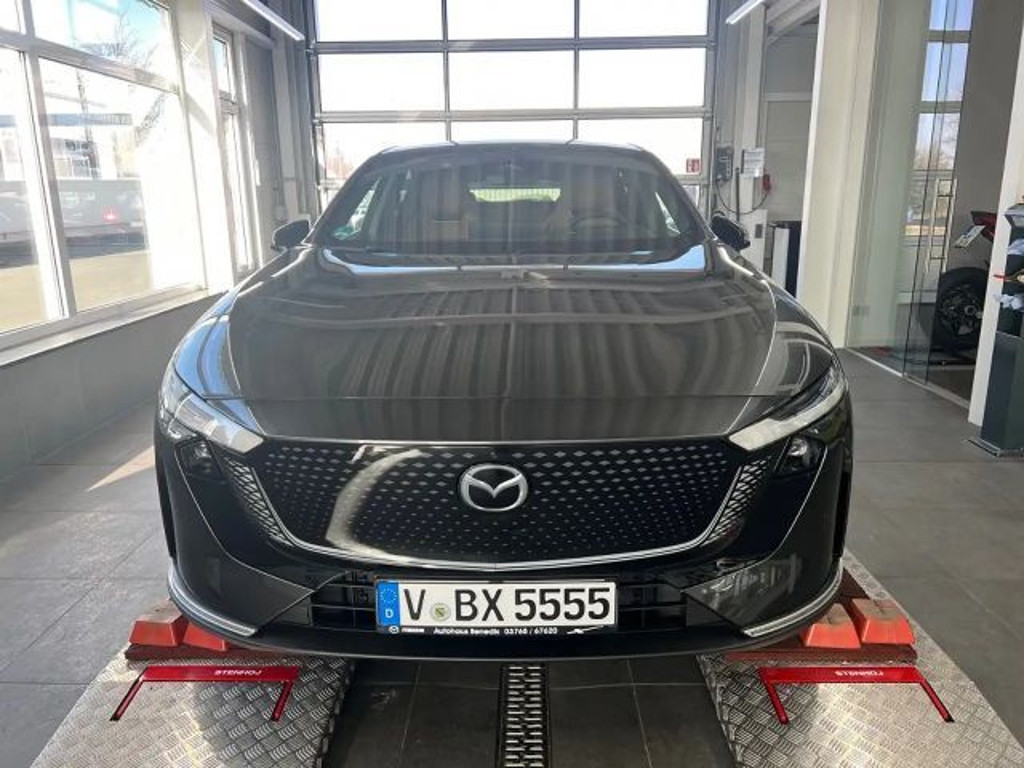 Mazda 6e