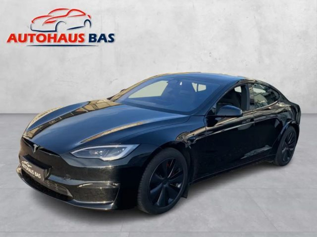 Tesla Model S Plaid