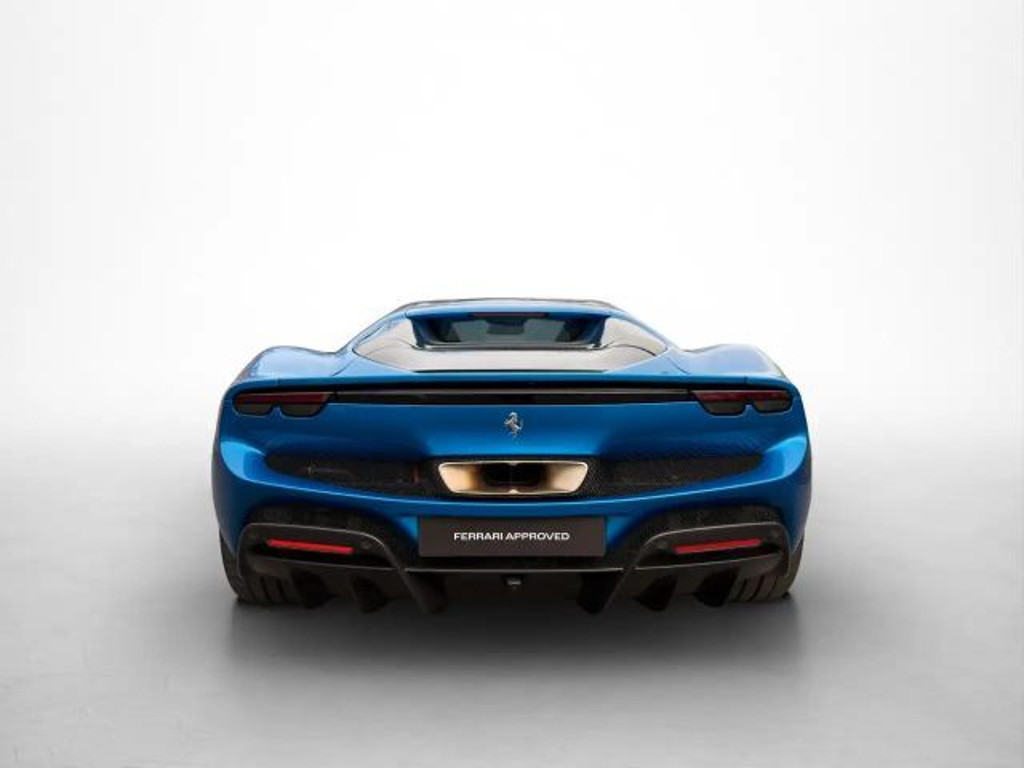 Ferrari 296 GTS / Lift / 10xCarbon / JBL / Voll