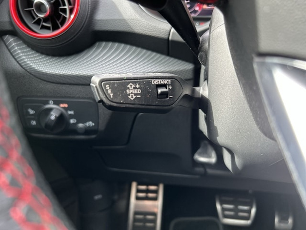 Audi SQ2
