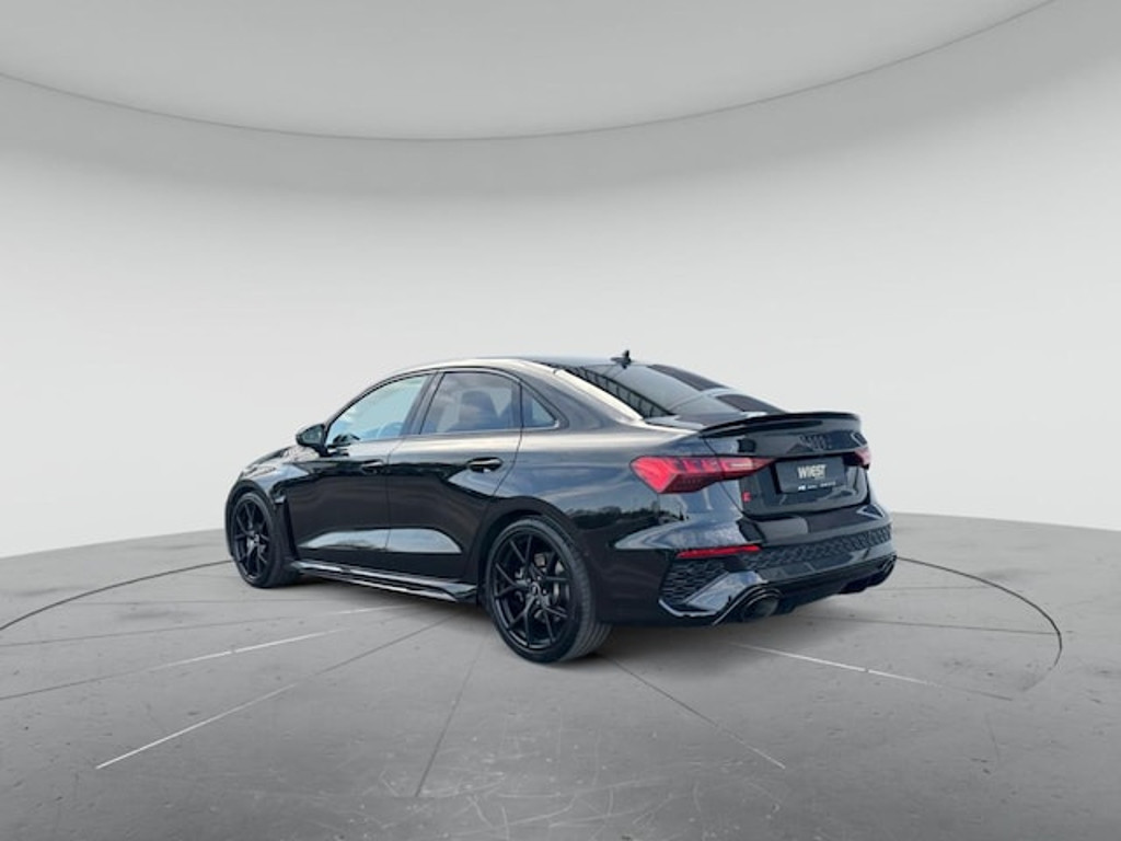 Audi RS3 Sedan Quattro S-Tronic