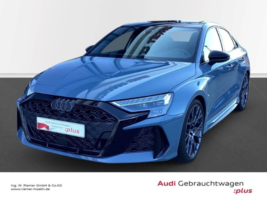 Audi RS3 Sedan Quattro S-Tronic