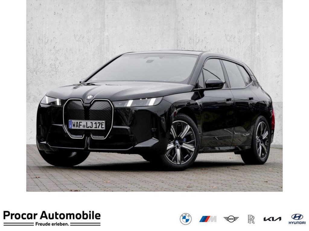 BMW iX xDrive45