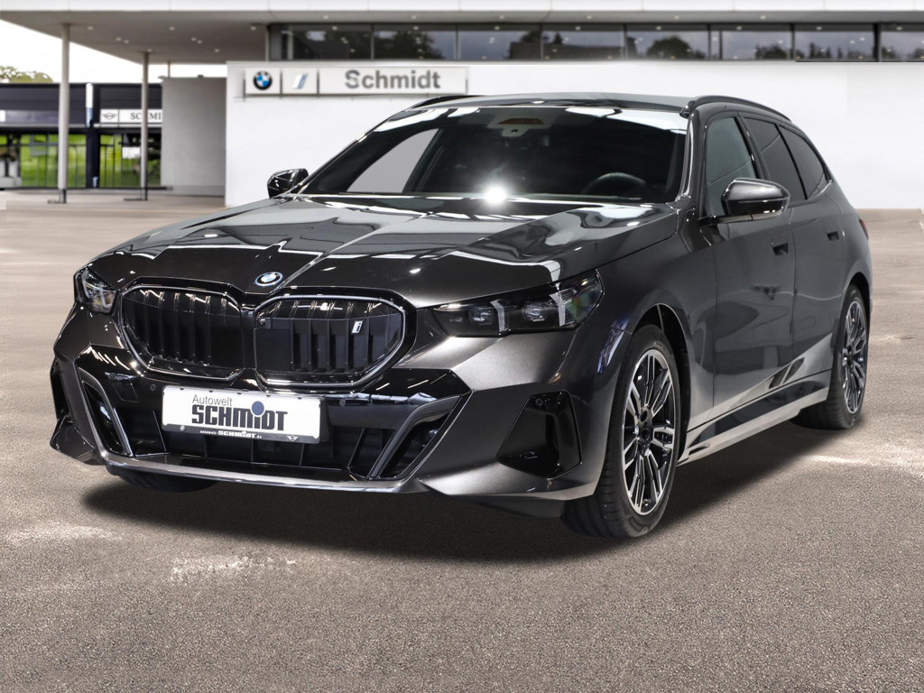 BMW i5 Touring eDrive40