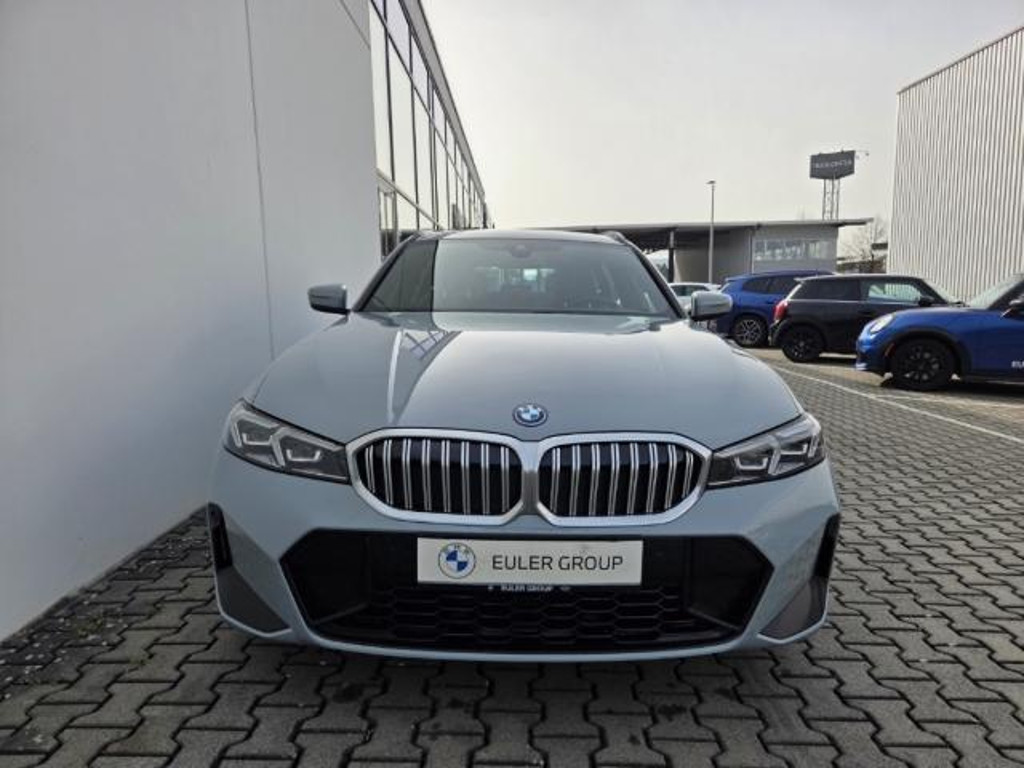 BMW 3 Serie 320 M-Sport Touring 320e
