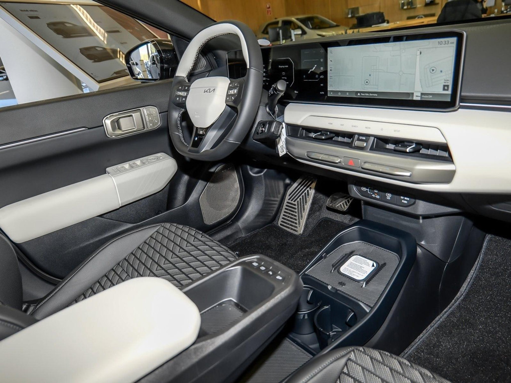 Kia EV4
