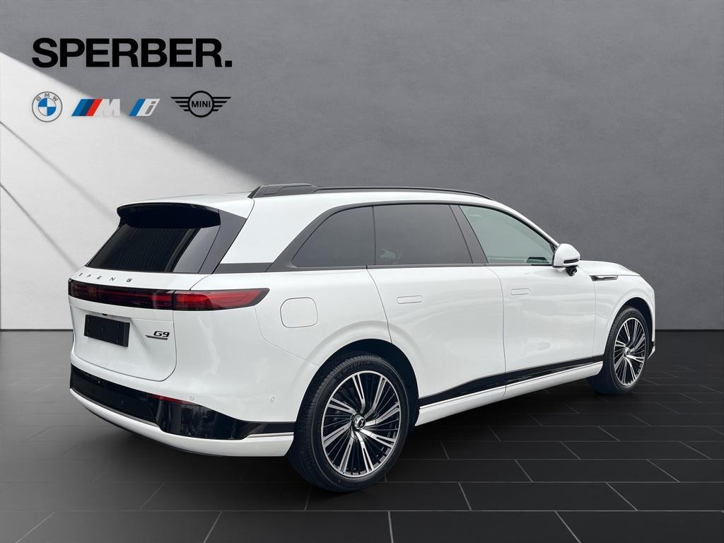 Xpeng G9