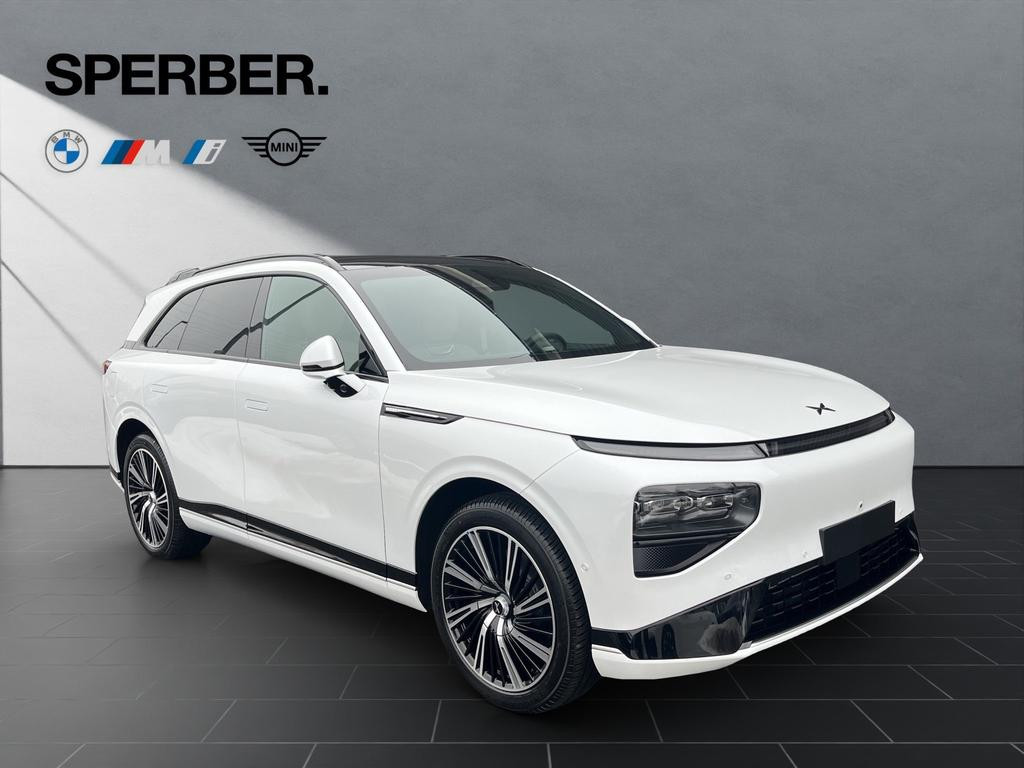 Xpeng G9