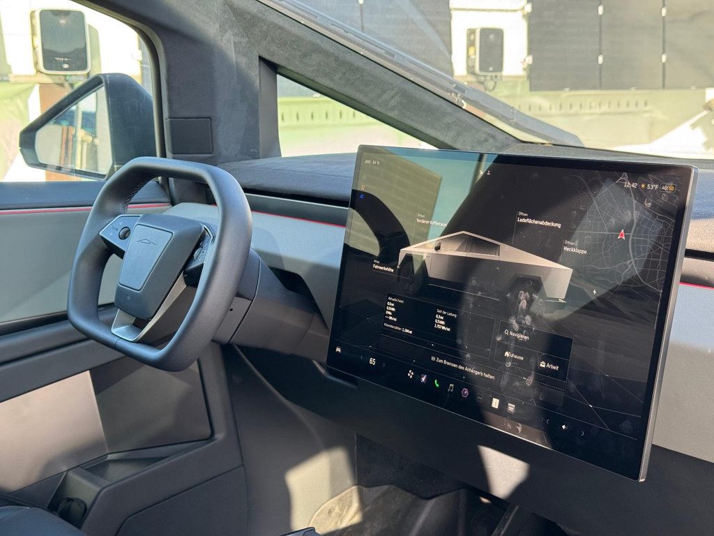 Tesla CYBERTRUCK
