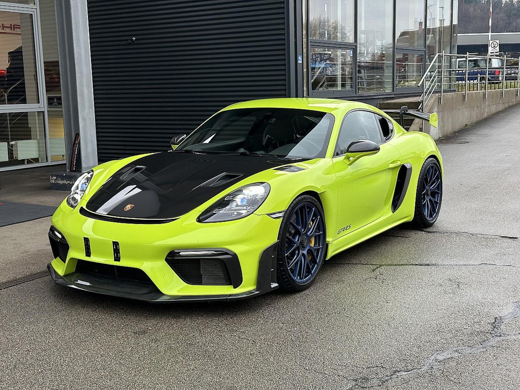 Porsche Cayman RS 718