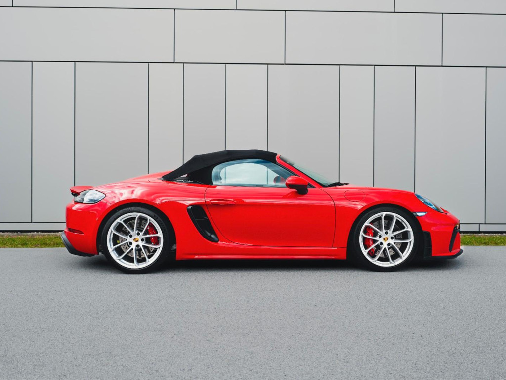 Porsche Boxster 718