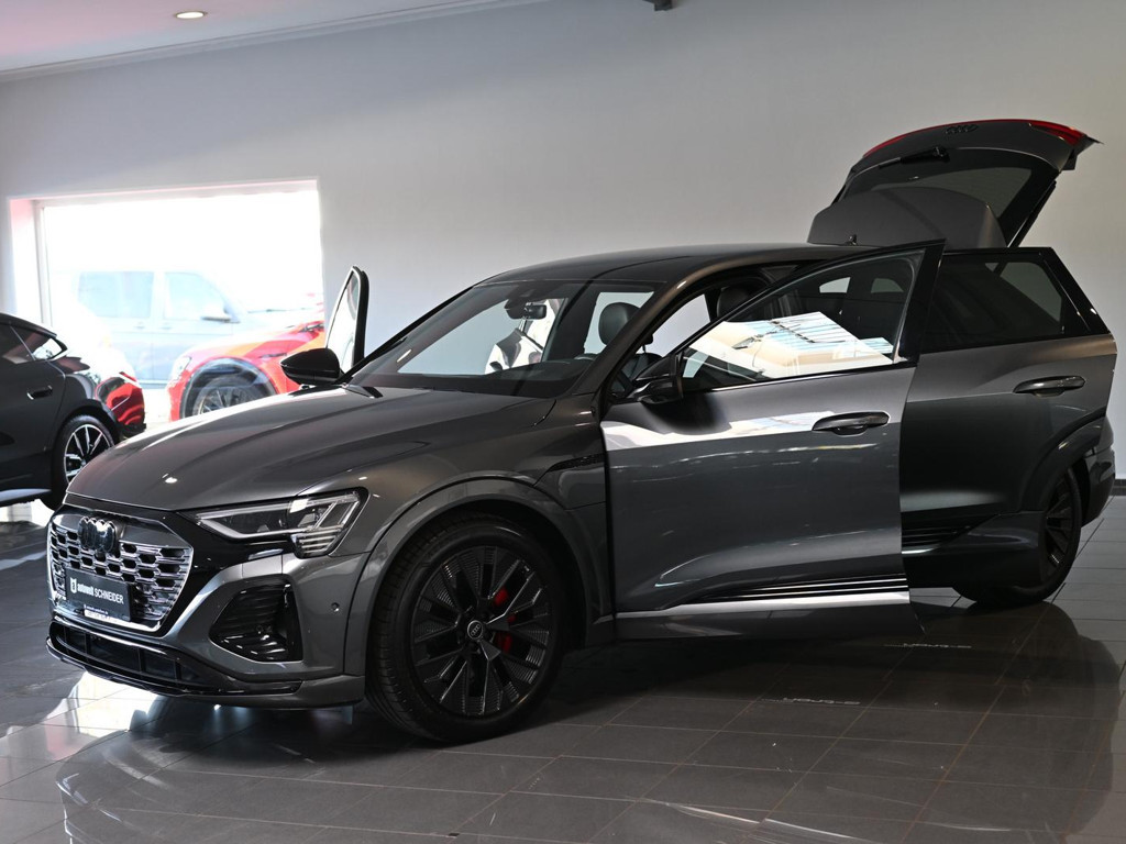 Audi Q8 e-tron