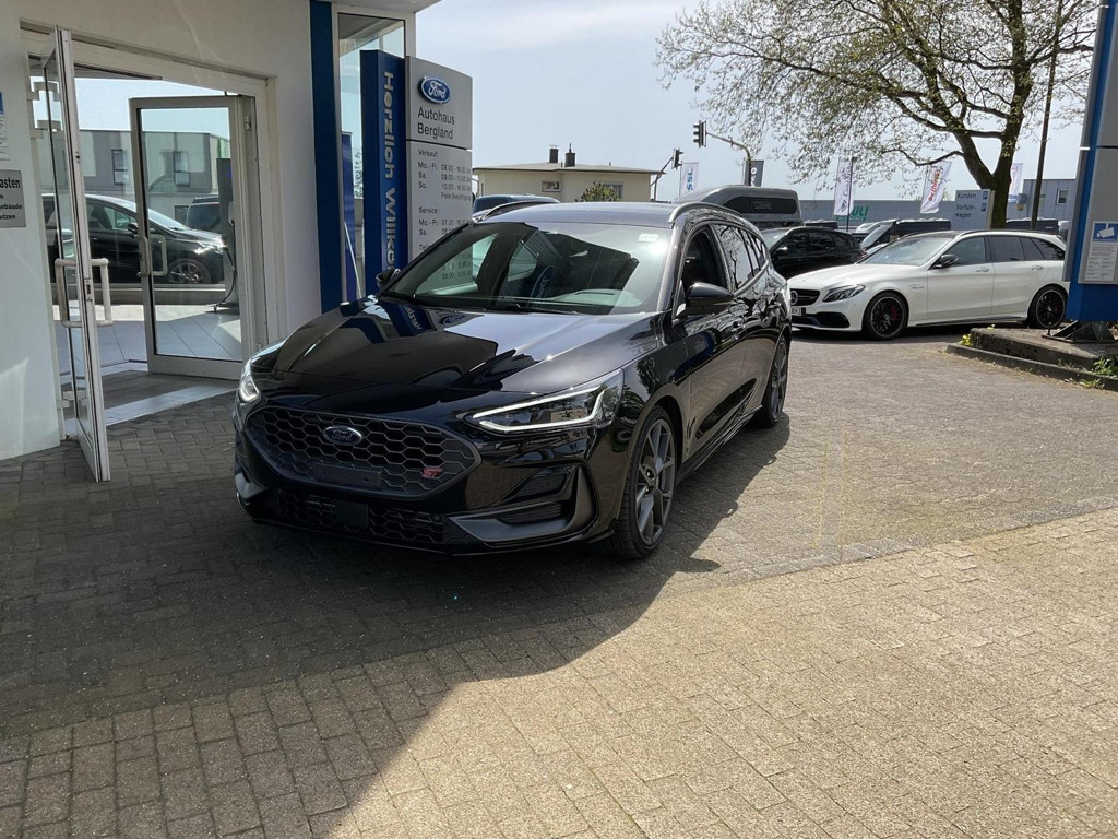 Ford Focus Wagon ST Line