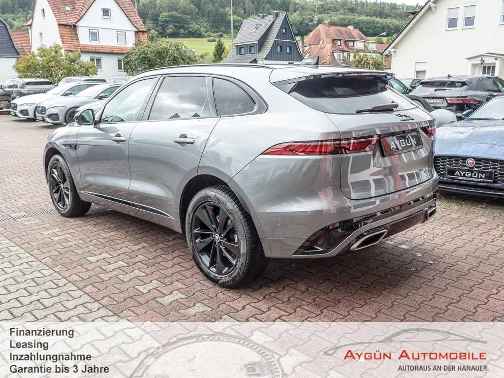Jaguar F-Pace