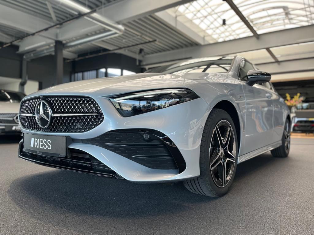 Mercedes-Benz A-Klasse A 250 AMG Line A 250 e