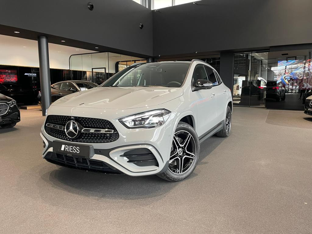 Mercedes-Benz GLA-Klasse GLA 250 AMG Line GLA 250 e