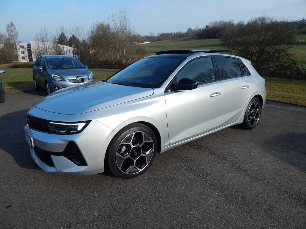 Opel Astra Ultimate